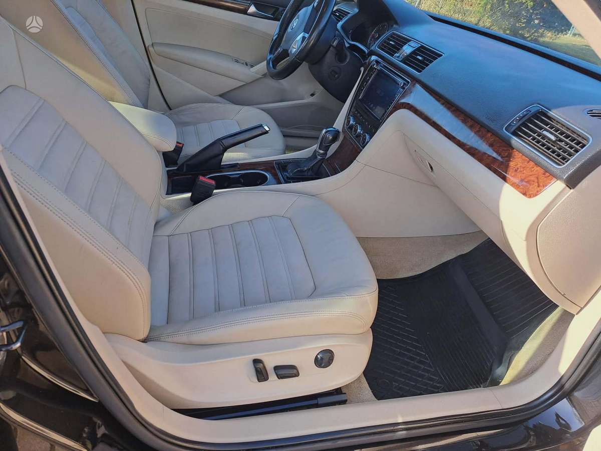 Volkswagen Passat, 2.0 l., Седан