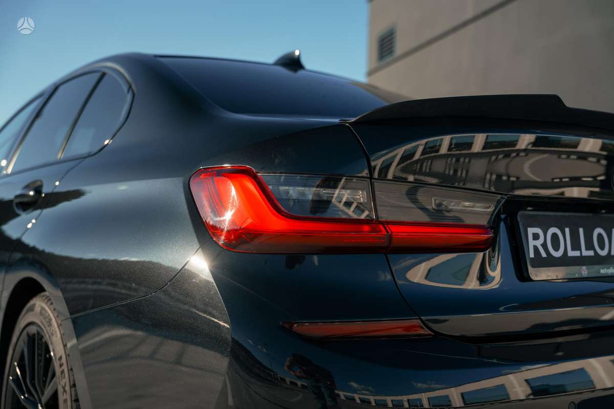 BMW 320, 2.0 l., Седан