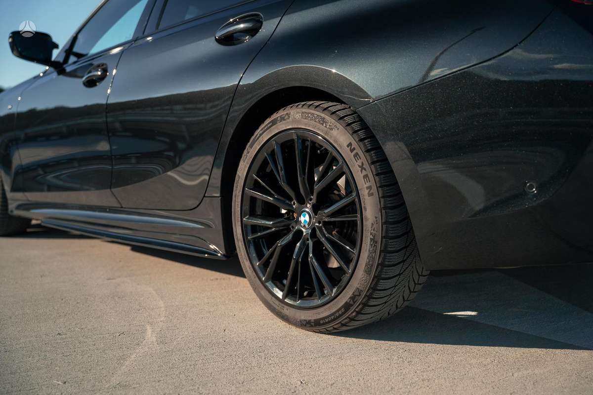 BMW 320, 2.0 l., Седан