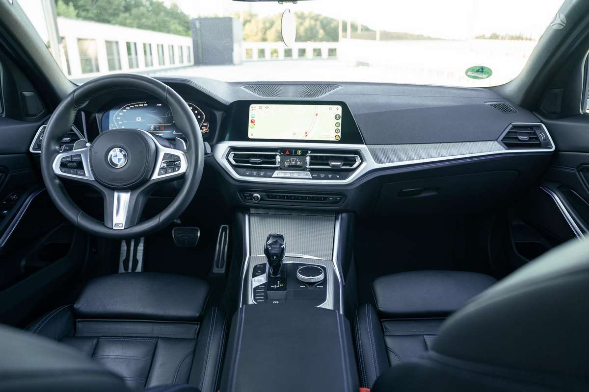 BMW 320, 2.0 l., Седан