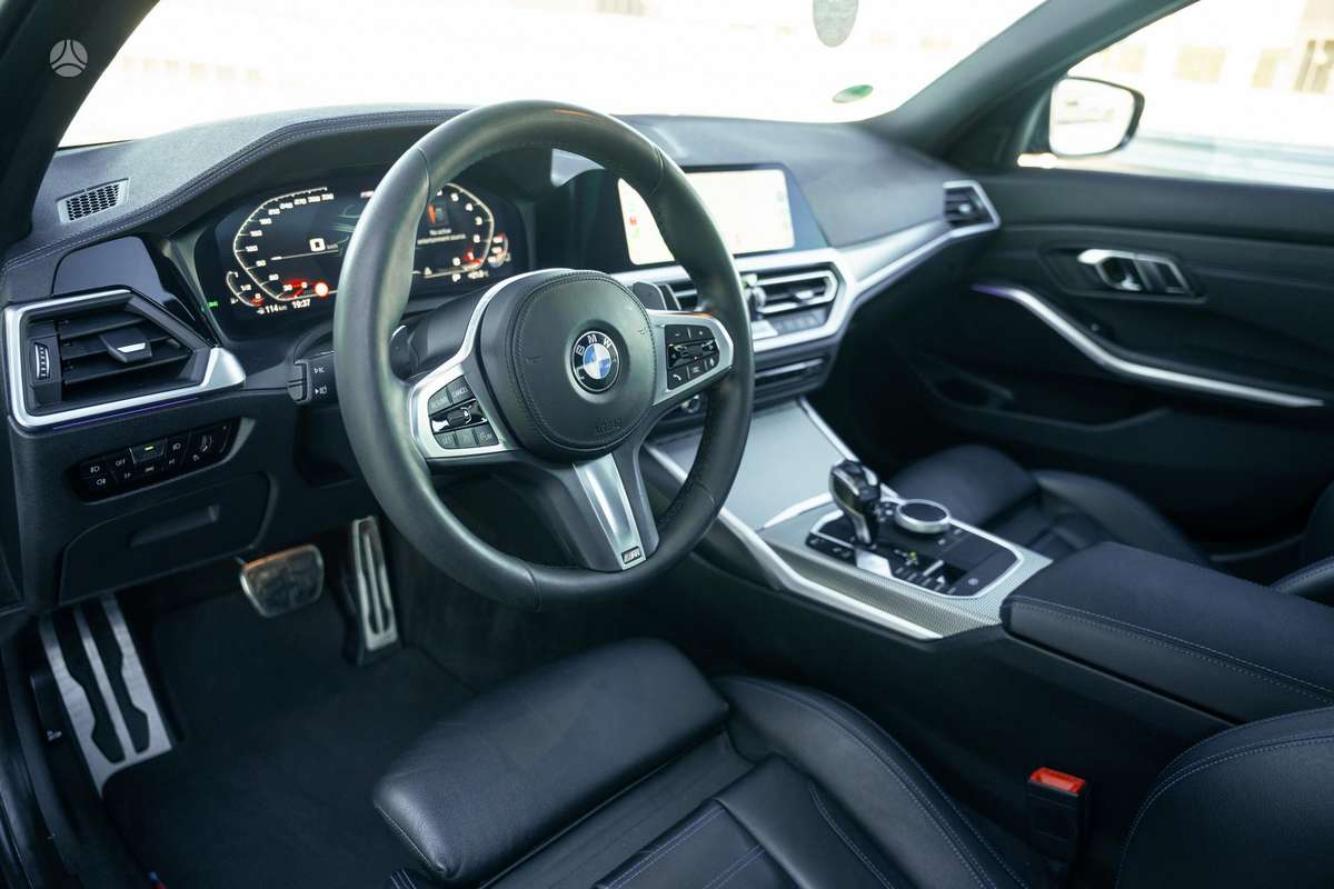 BMW 320, 2.0 l., Седан