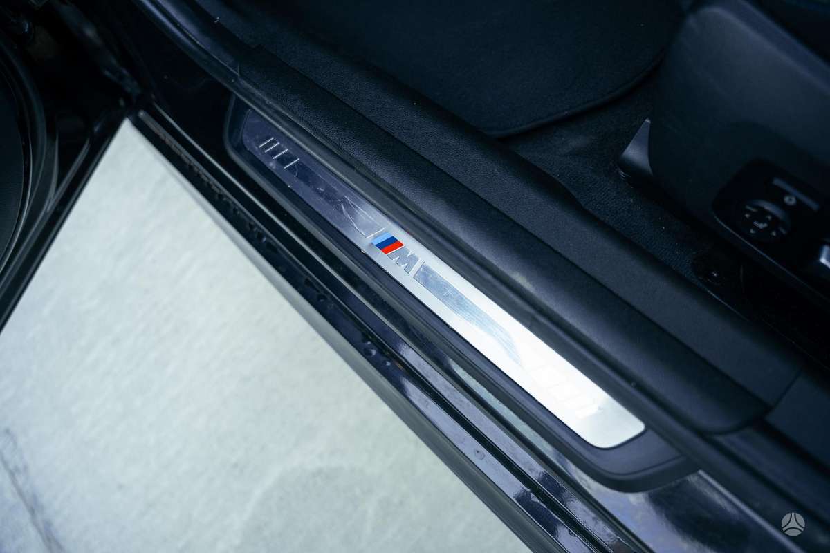 BMW 320, 2.0 l., Седан