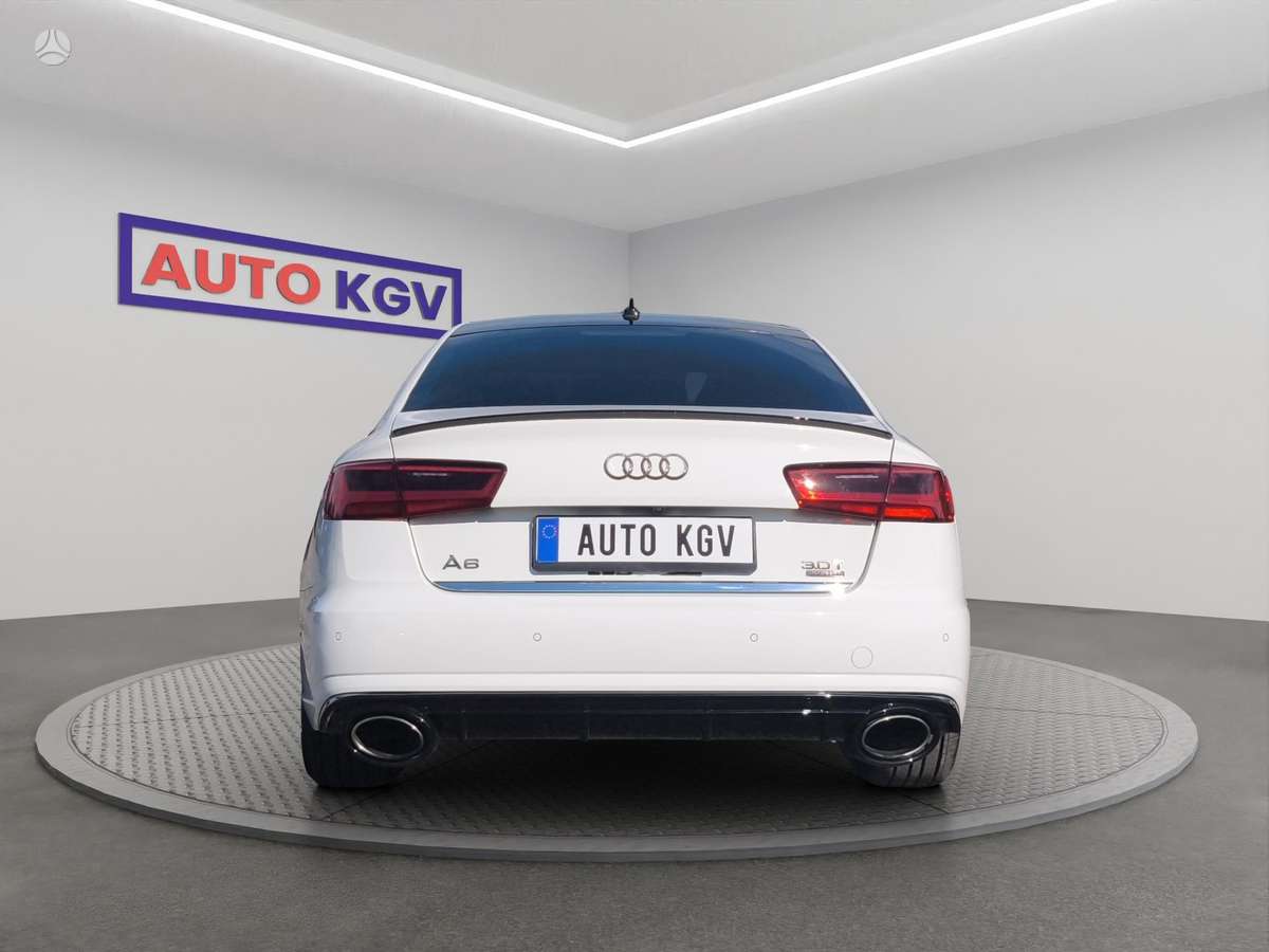 Audi A6, 3.0 l., Седан
