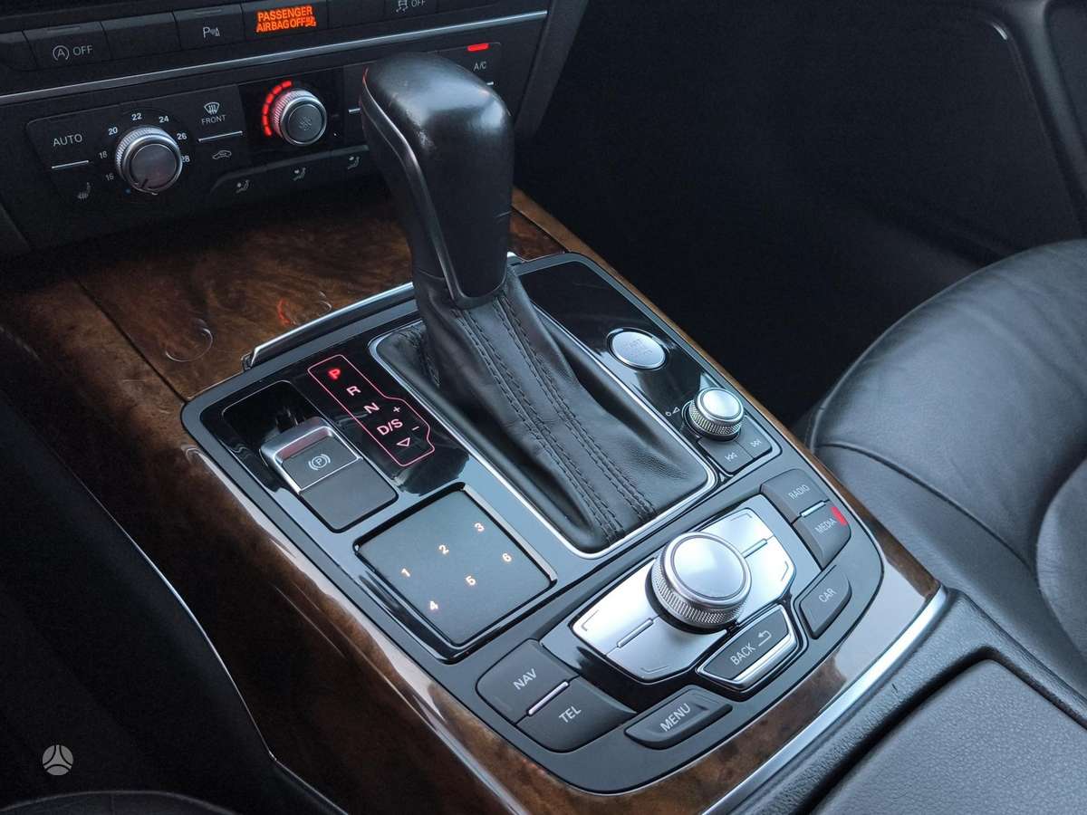 Audi A6, 3.0 l., Седан