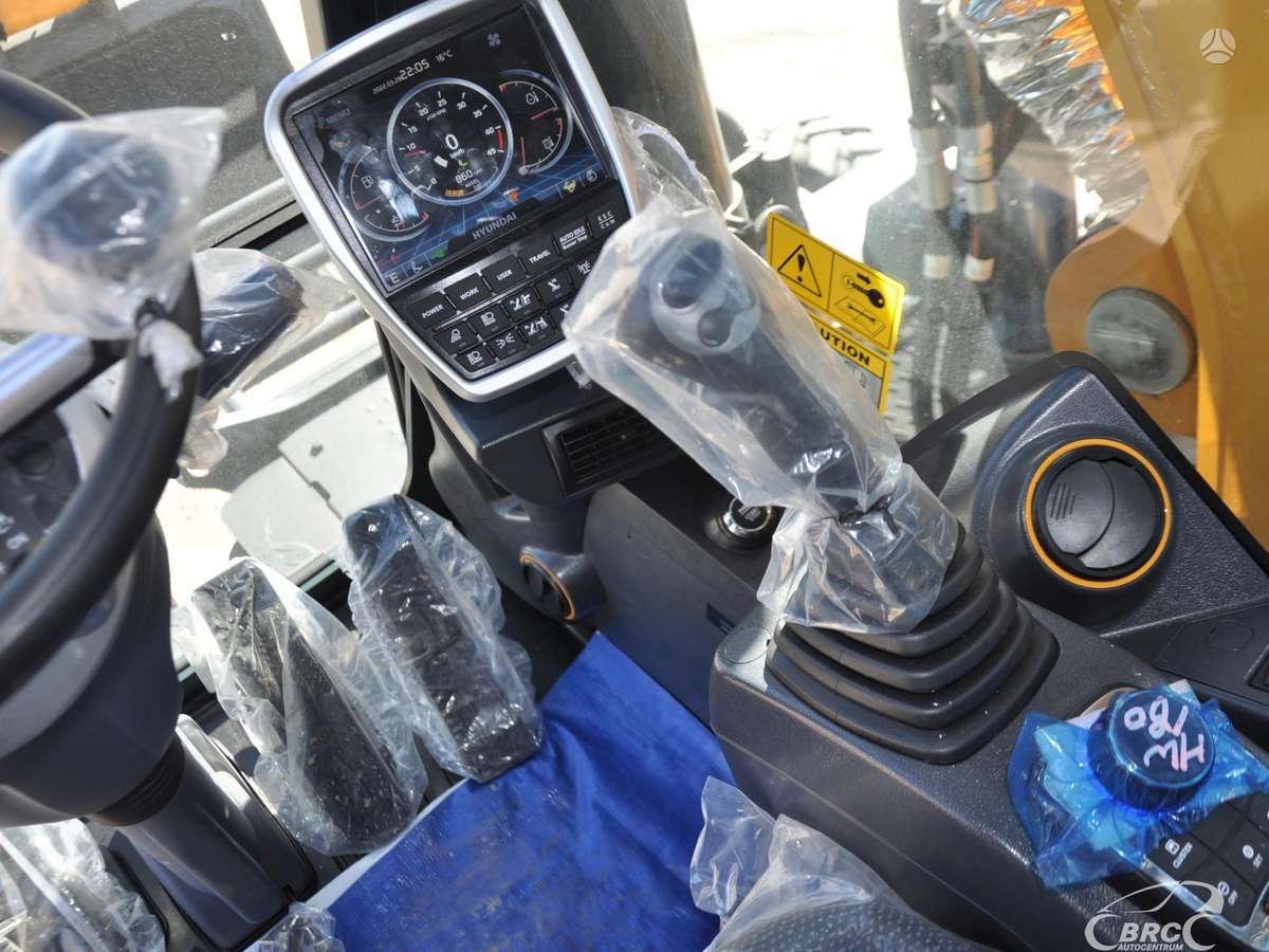 Hyundai HW180, excavator