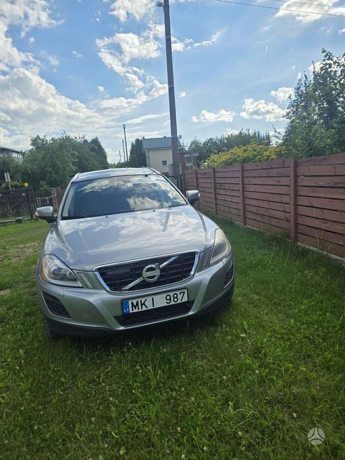 Volvo XC60 - 2