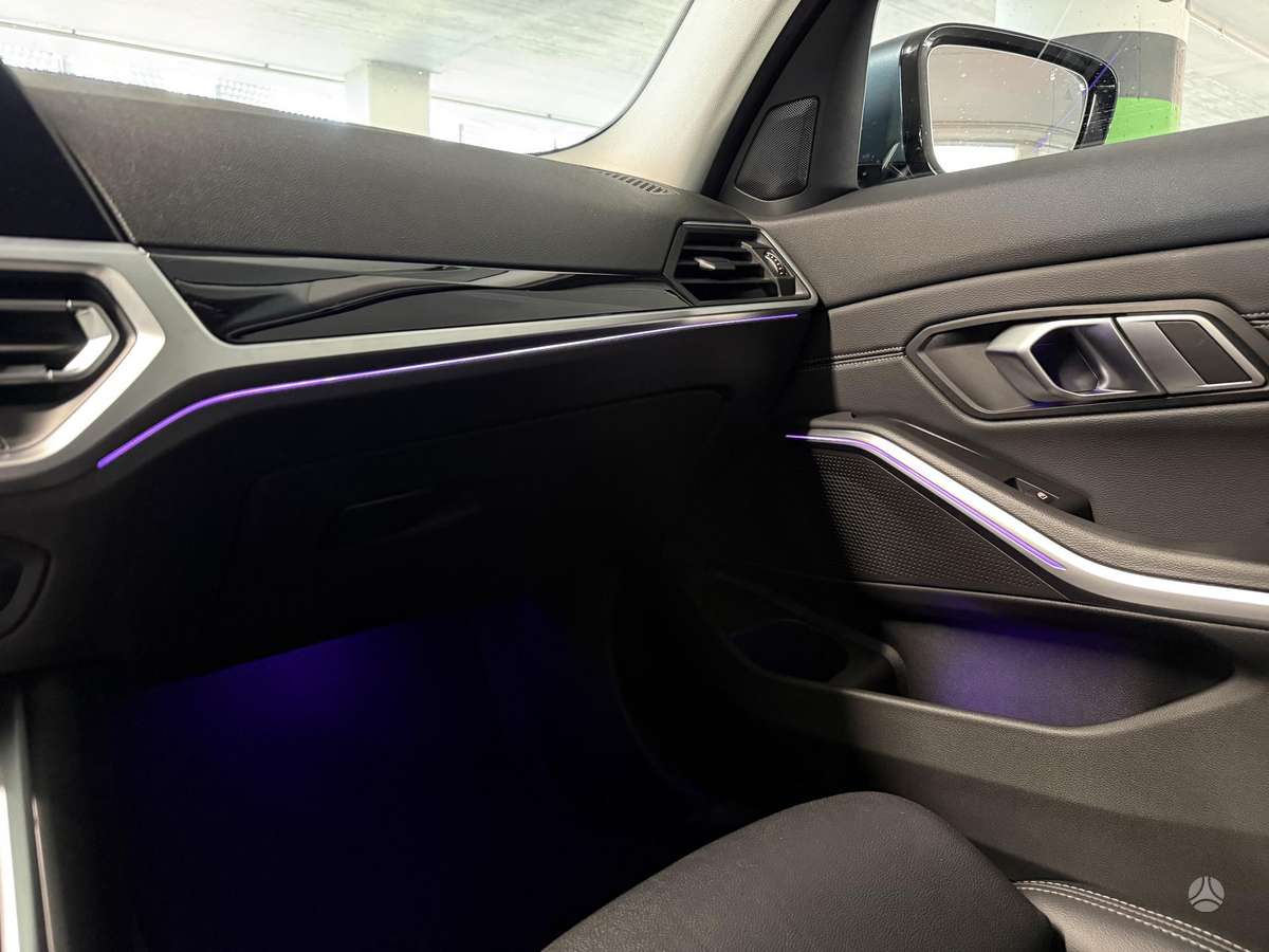 BMW 320, 2.0 l., Универсал