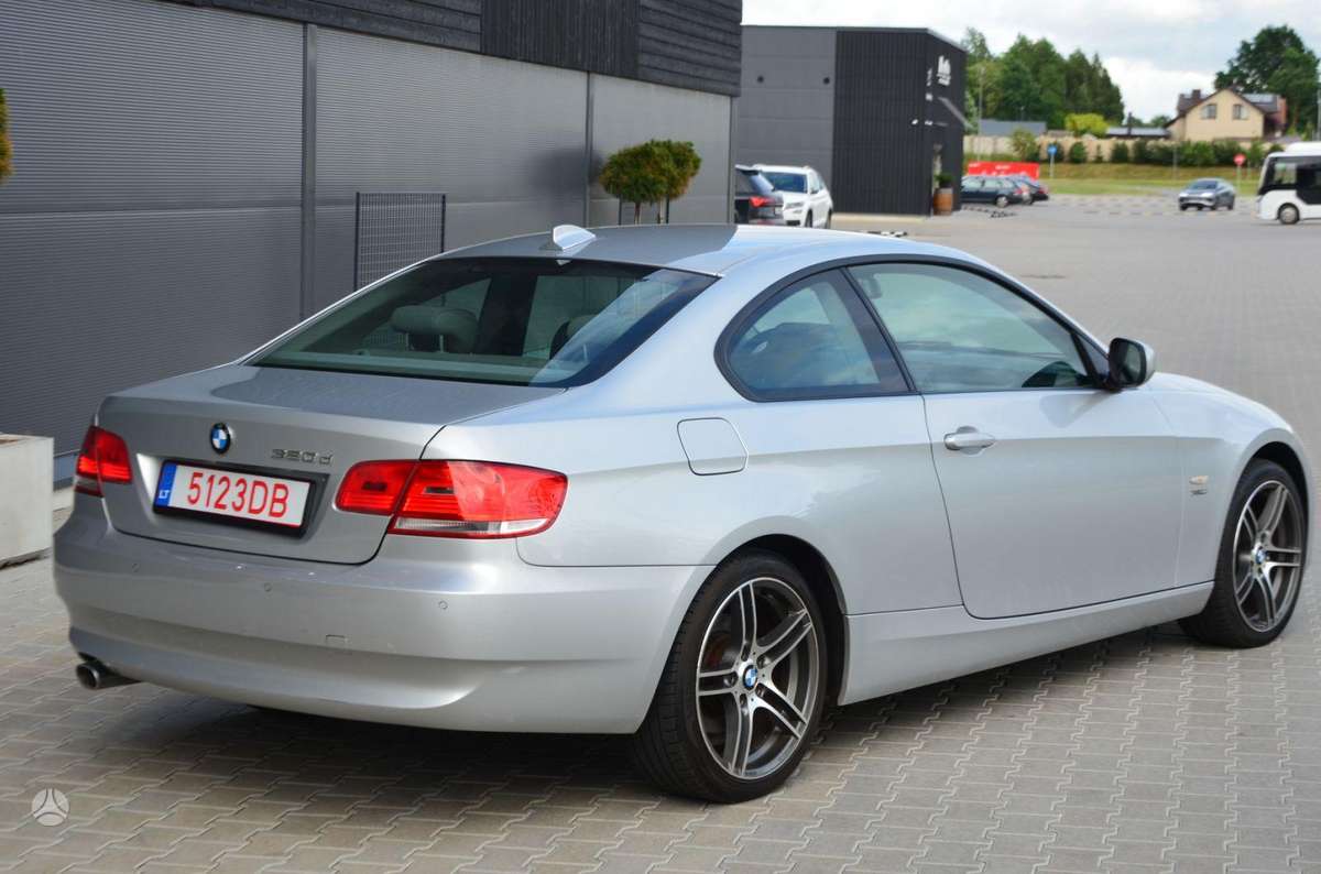 BMW 320, 2.0 l., coupe