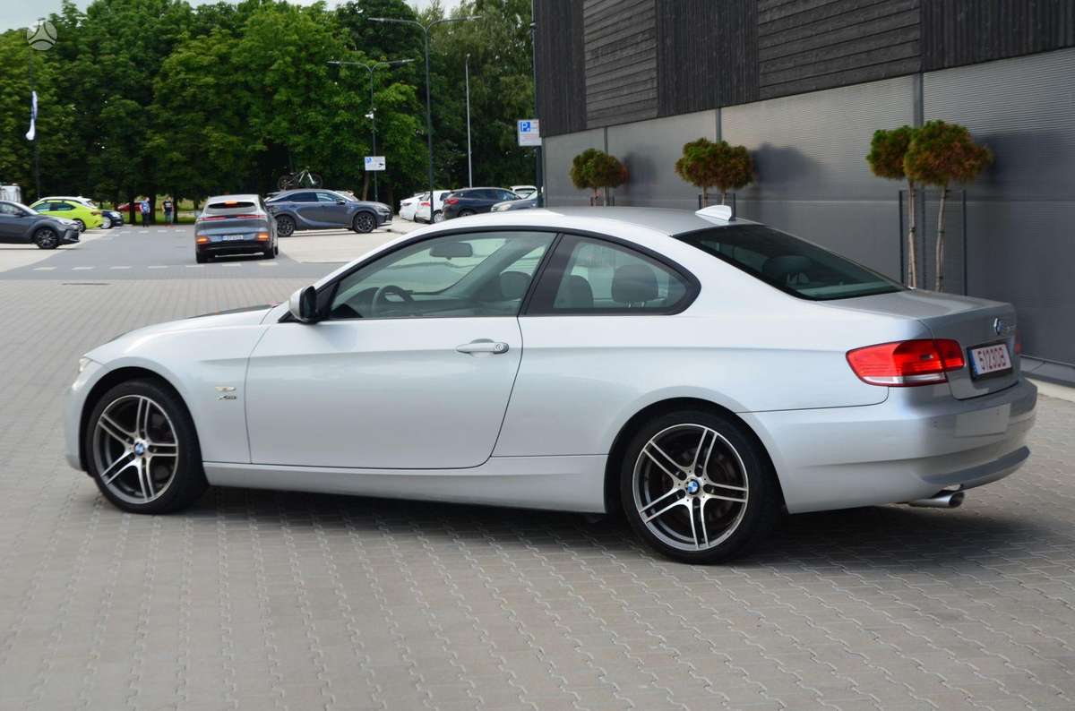 BMW 320, 2.0 l., coupe