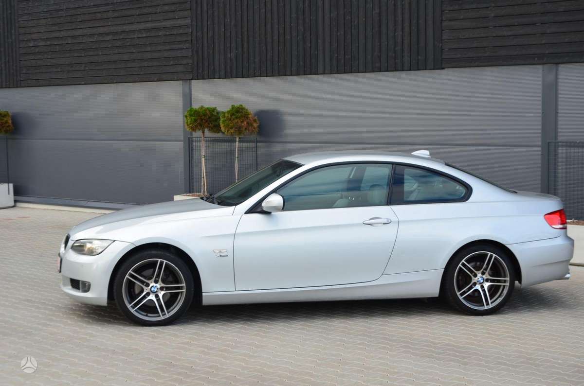 BMW 320, 2.0 l., coupe