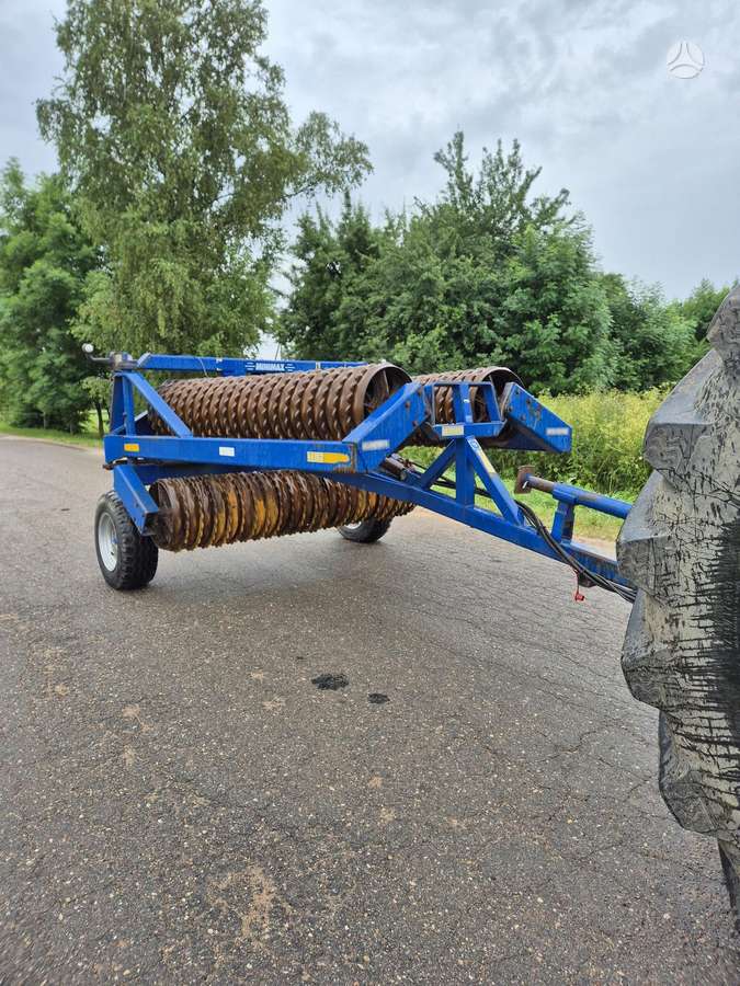 Dalbo 630, dirvos tankinimo, lyginimo volai