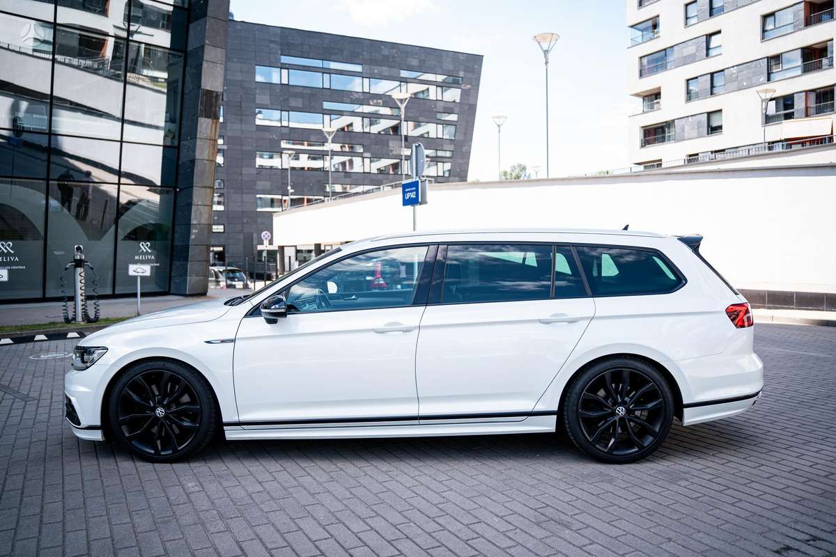 Volkswagen Passat, 2.0 l., Универсал