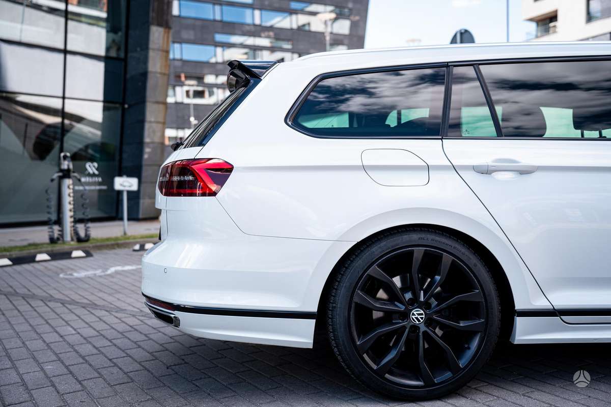 Volkswagen Passat, 2.0 l., Универсал