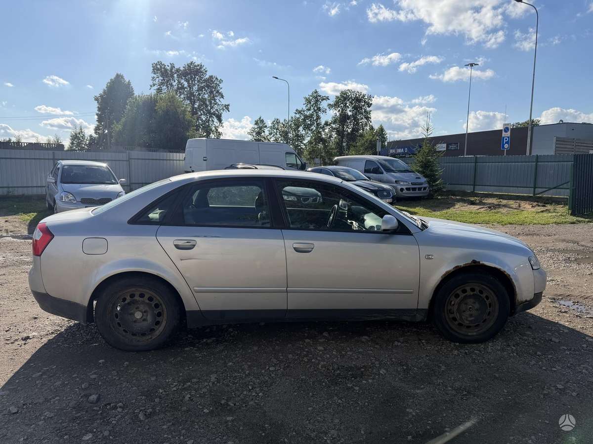 Audi A4, 1.9 l., Седан