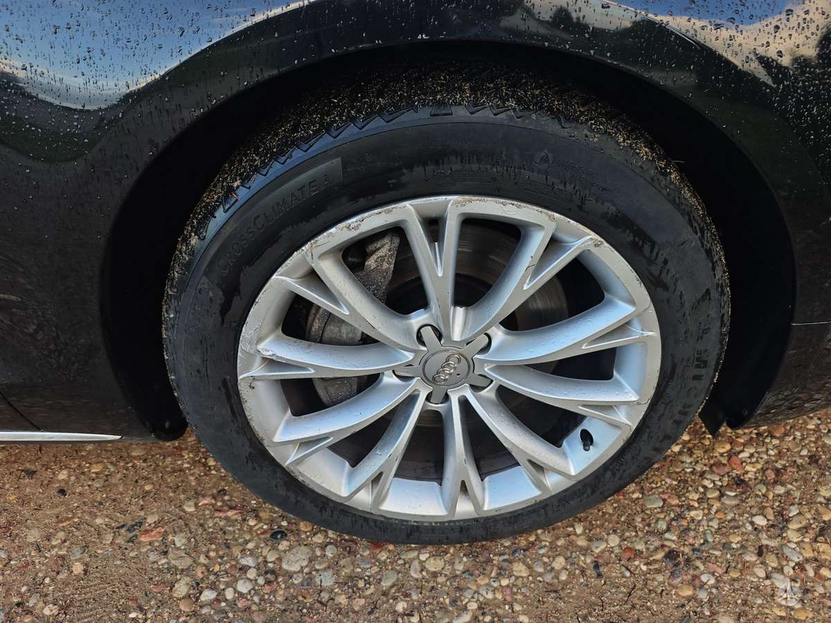 Audi A8, 3.0 l., Седан