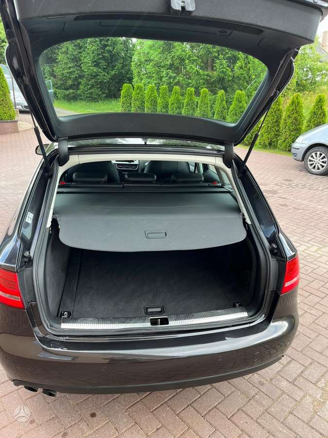 Audi A4, 2.0 l., Универсал