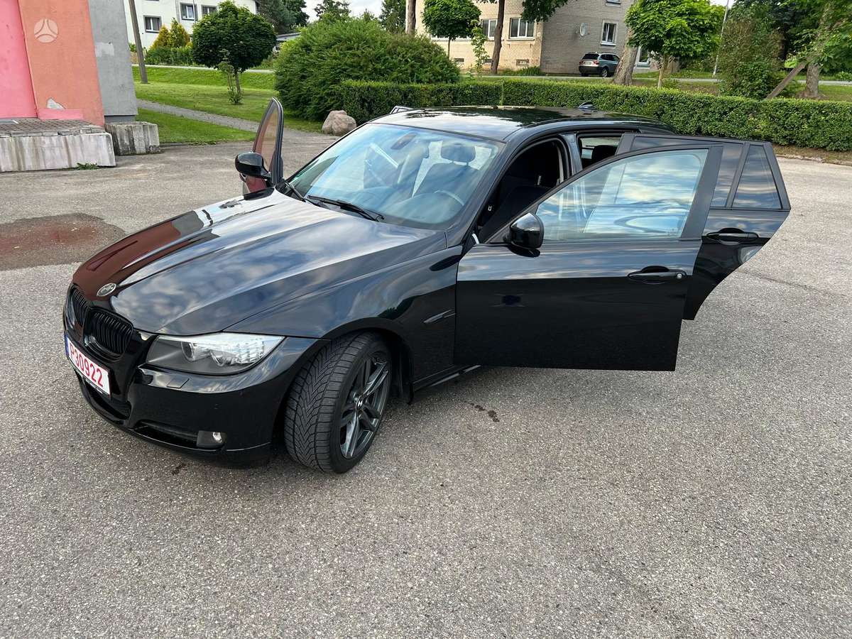 BMW 318, 2.0 l., Универсал