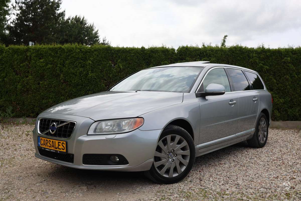 Volvo V70, 2.0 l., Универсал
