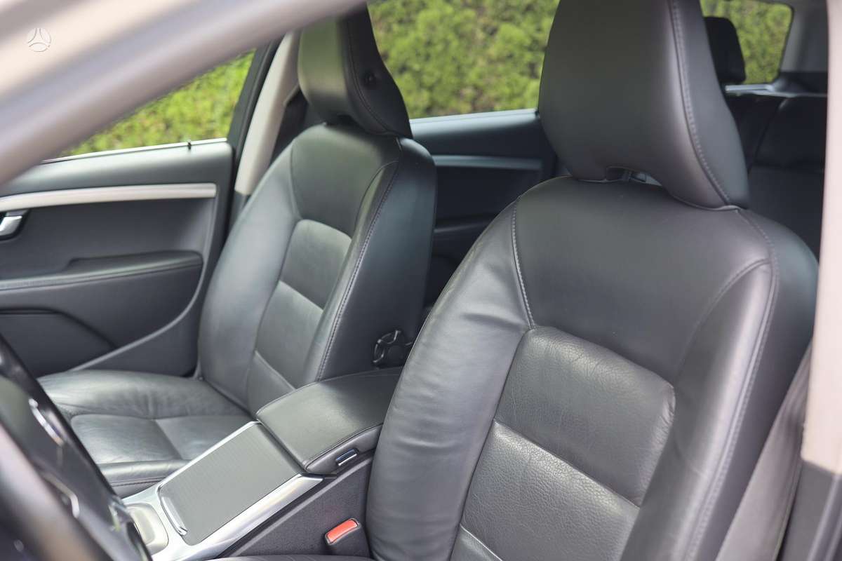 Volvo V70, 2.0 l., Универсал