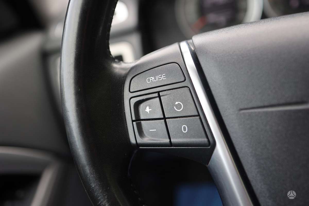 Volvo V70, 2.0 l., Универсал