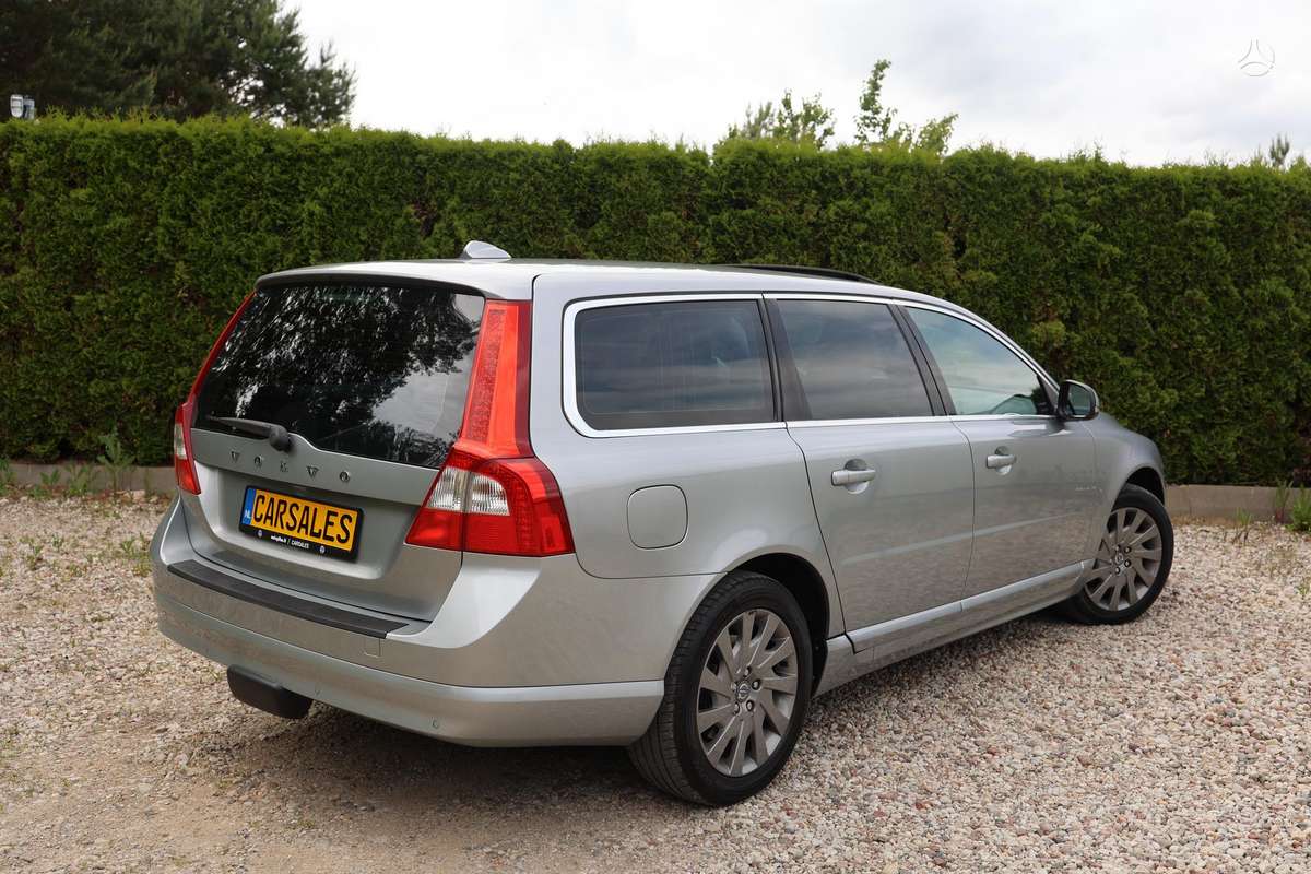 Volvo V70, 2.0 l., Универсал