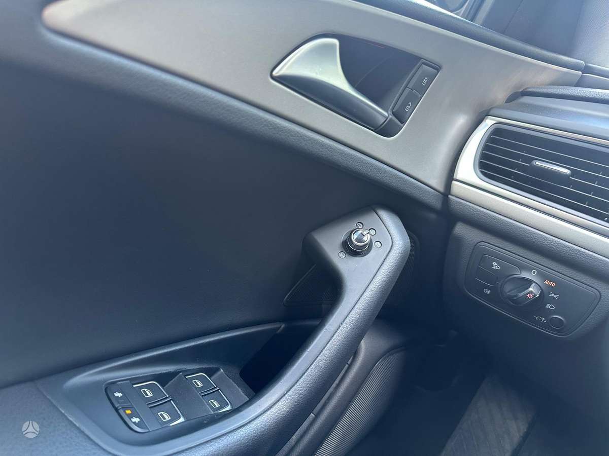 Audi A6 allroad, 3.0 l., Универсал