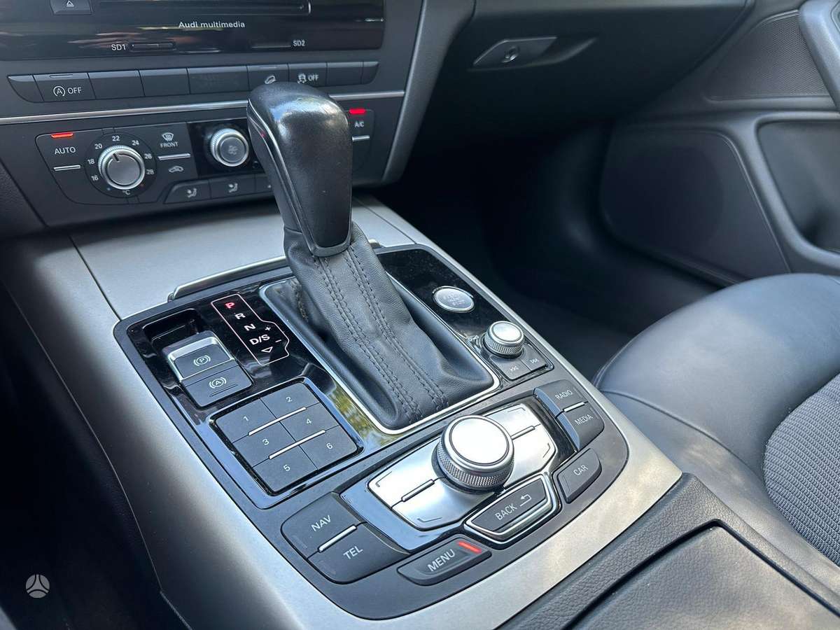 Audi A6 allroad, 3.0 l., Универсал