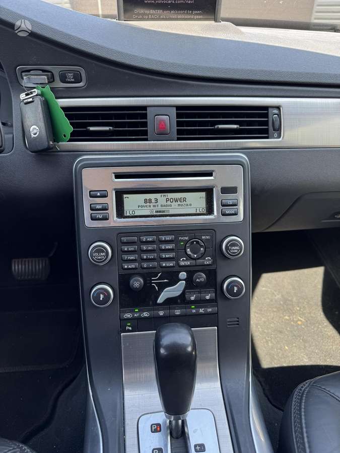 Volvo XC70, 2.0 l., Универсал