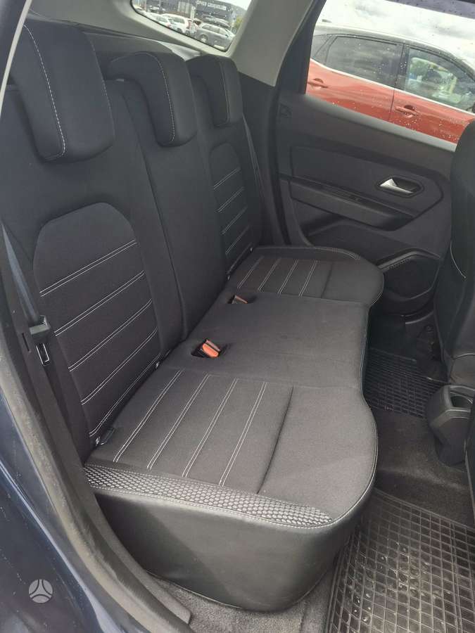 Dacia Duster, 1.5 l., Седан