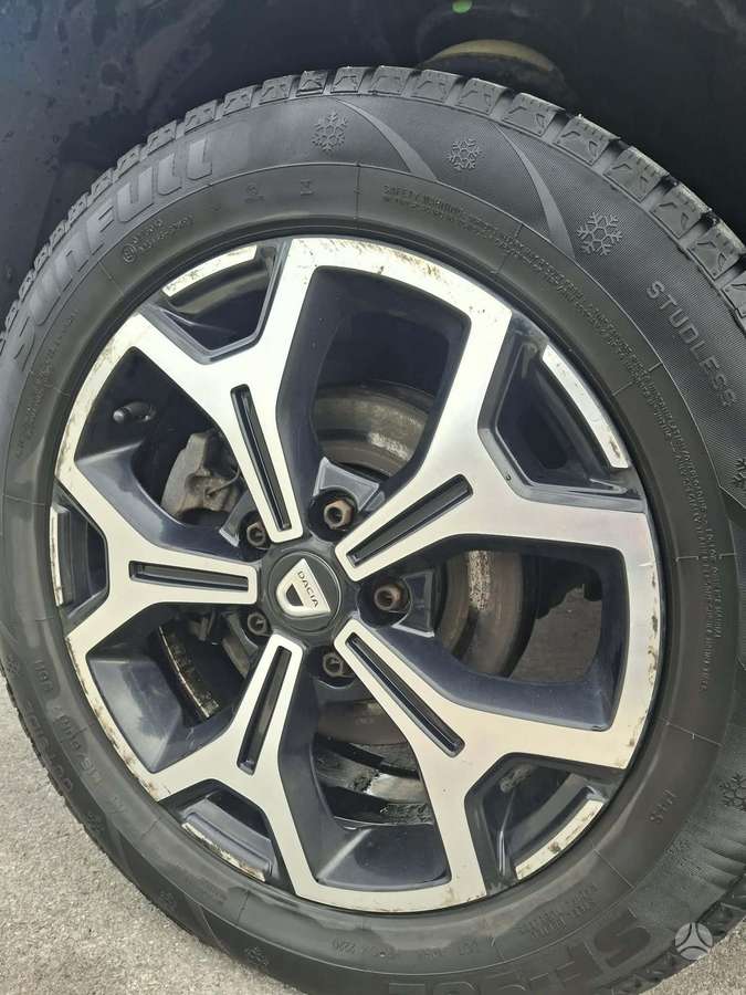 Dacia Duster, 1.5 l., Седан