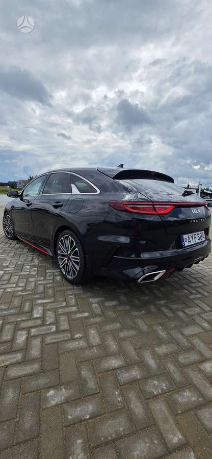 Kia ProCeed, 1.6 l., hatchback
