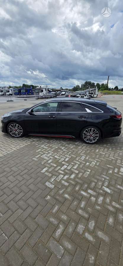 Kia ProCeed, 1.6 l., hatchback
