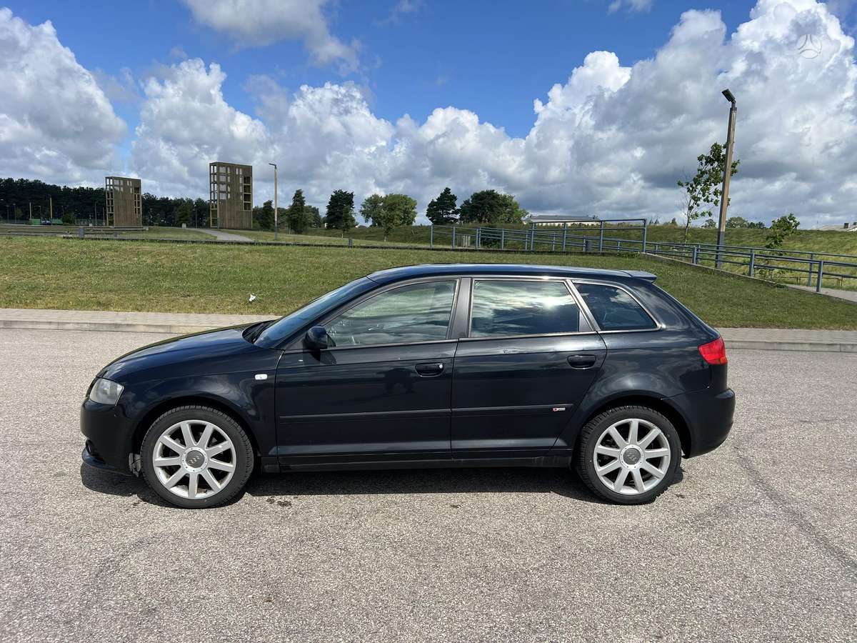 Audi A3, 1.8 l., hatchback