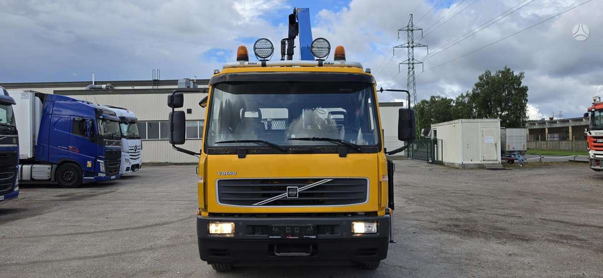 Volvo FL 250 HMF 683 K2, самосвалы с краном