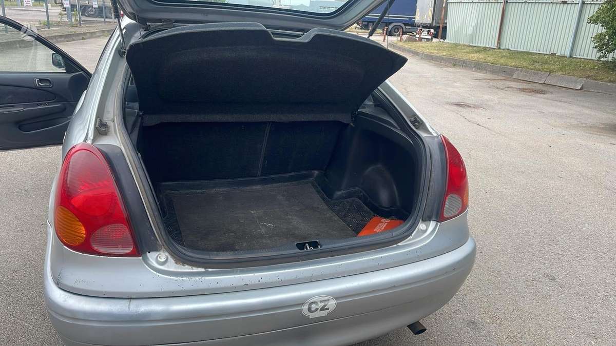 Toyota Corolla, hatchback