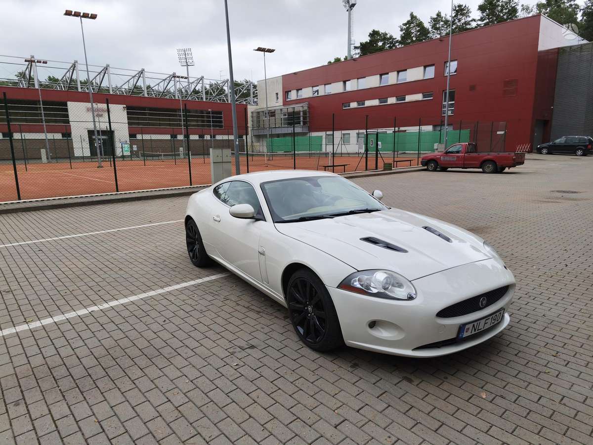 Jaguar XK, 4.2 l., coupe