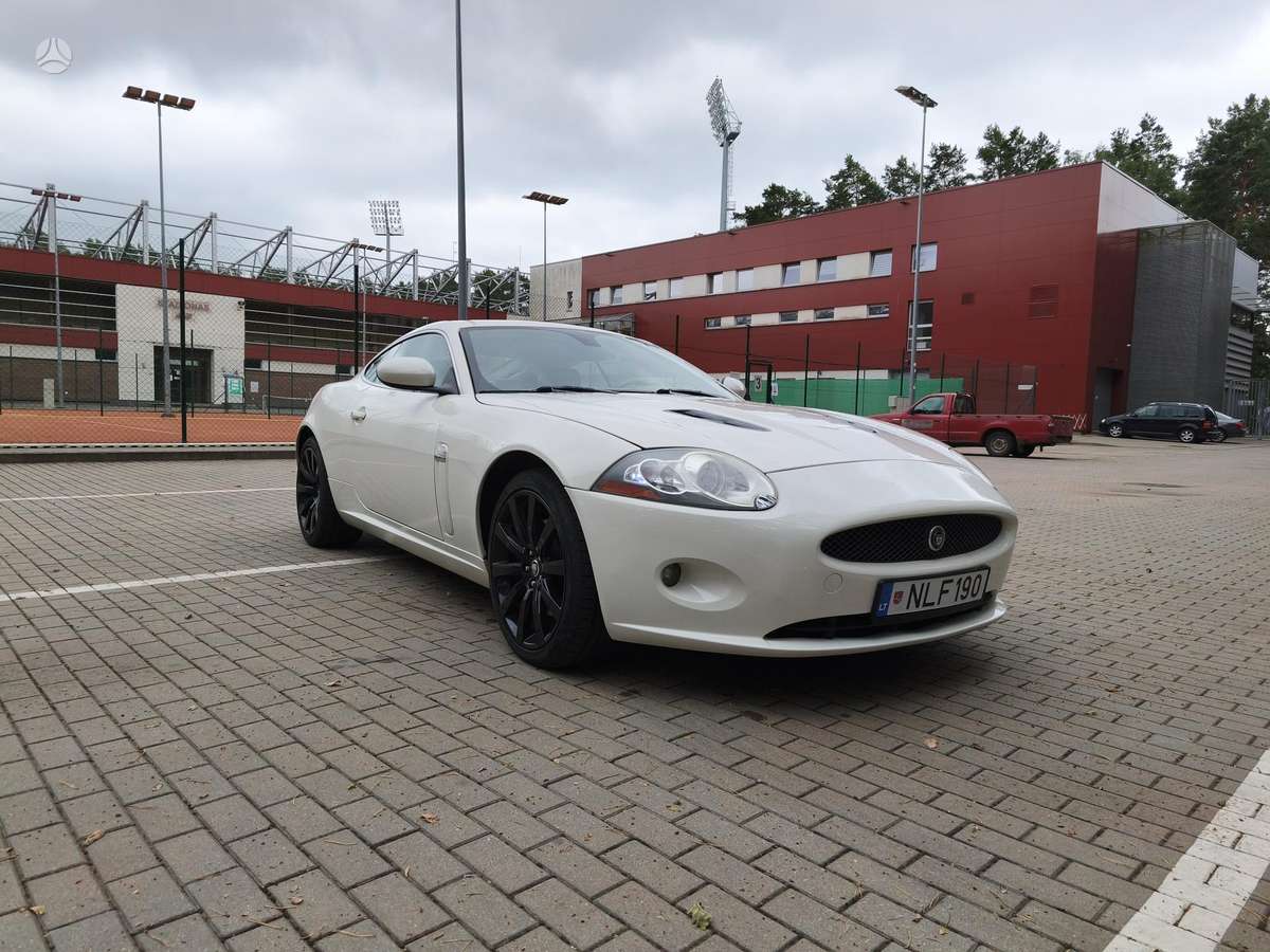 Jaguar XK, 4.2 l., coupe