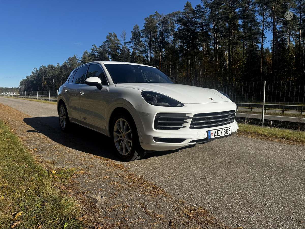 Porsche Cayenne - 4
