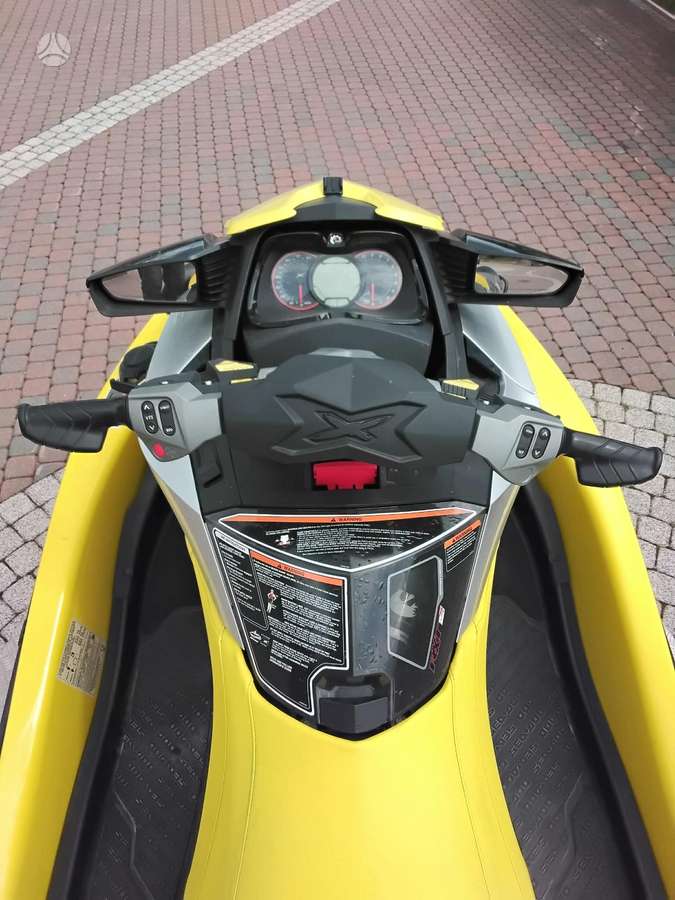Sea-Doo SeaDoo RXT AS, jet skis
