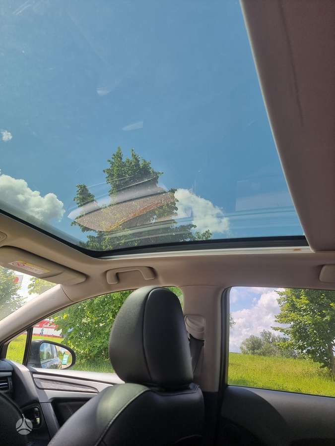 Toyota Avensis - 4