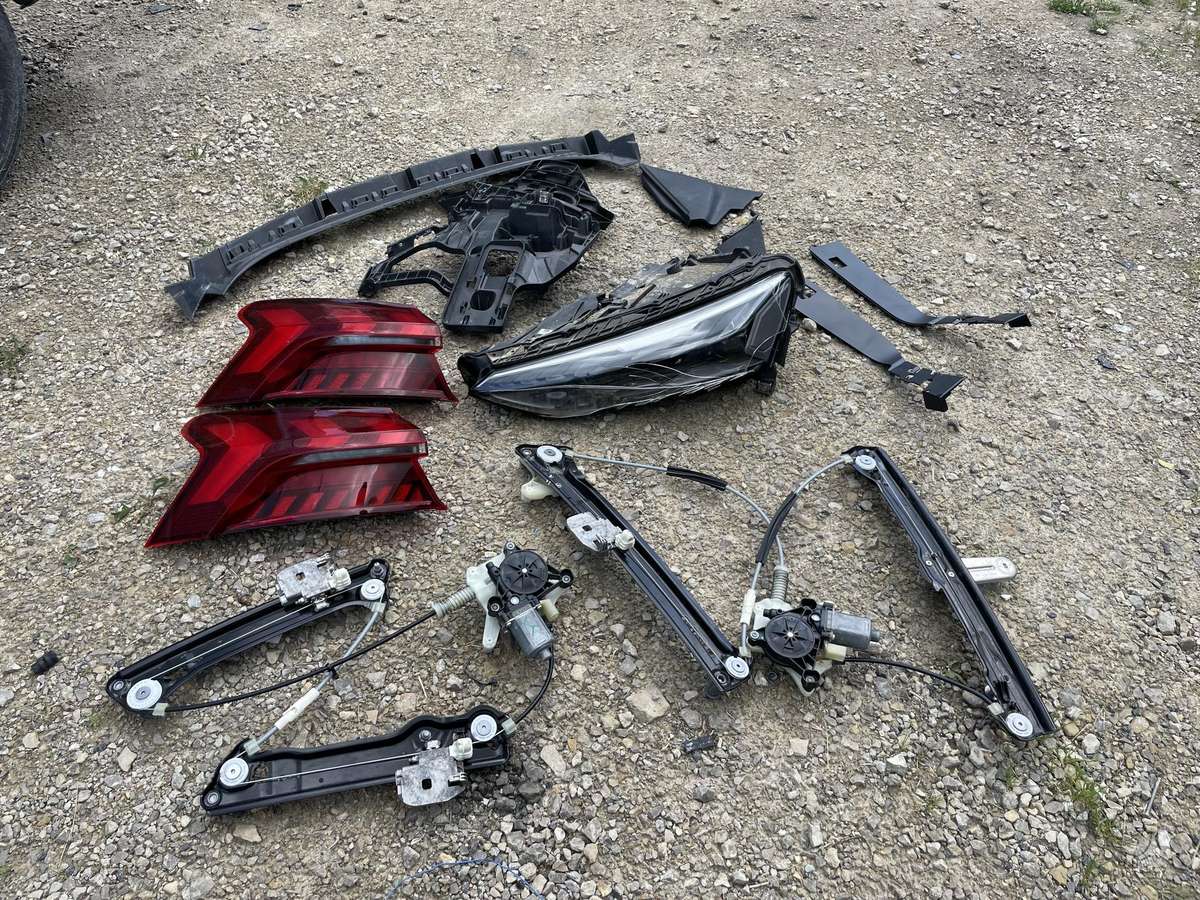 Audi e-tron GT body parts