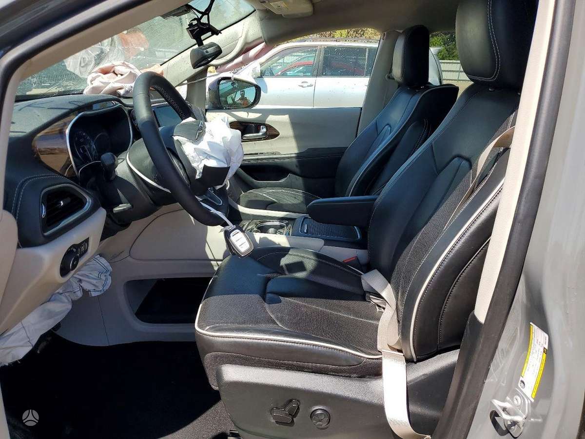 Chrysler Pacifica, 3.6 l., Минивэн