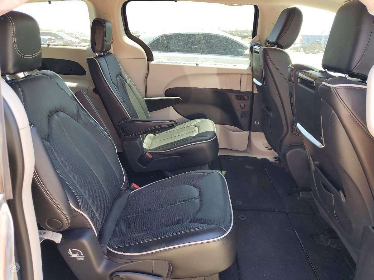 Chrysler Pacifica, 3.6 l., Минивэн