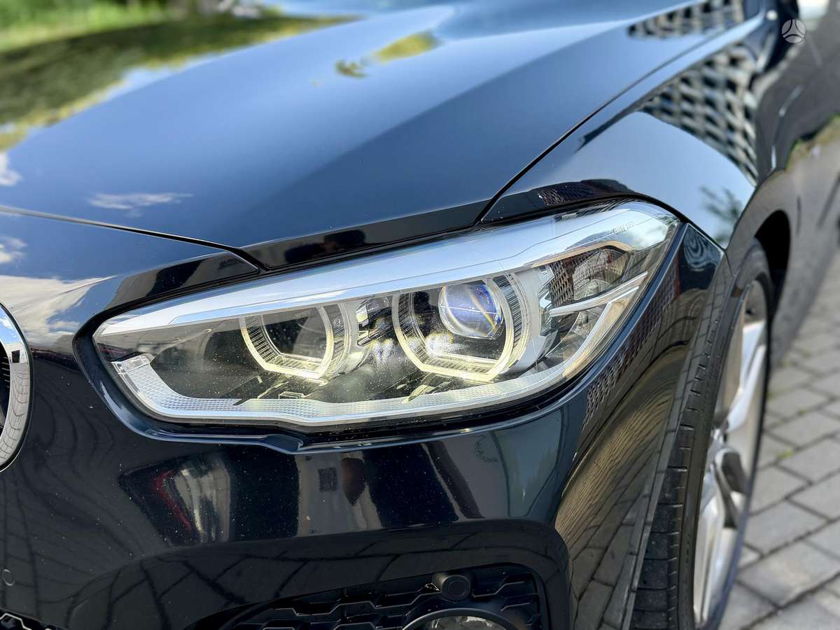 BMW 118, 1.5 l., hatchback