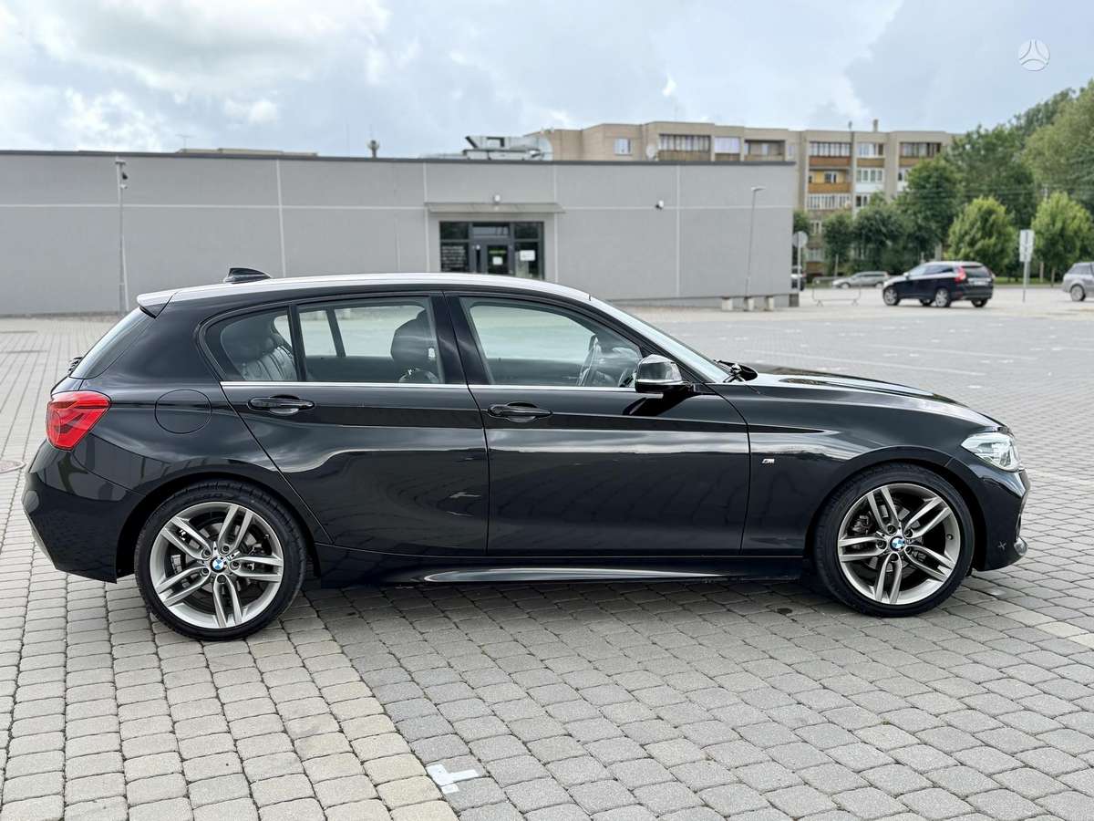 BMW 118, 1.5 l., hatchback