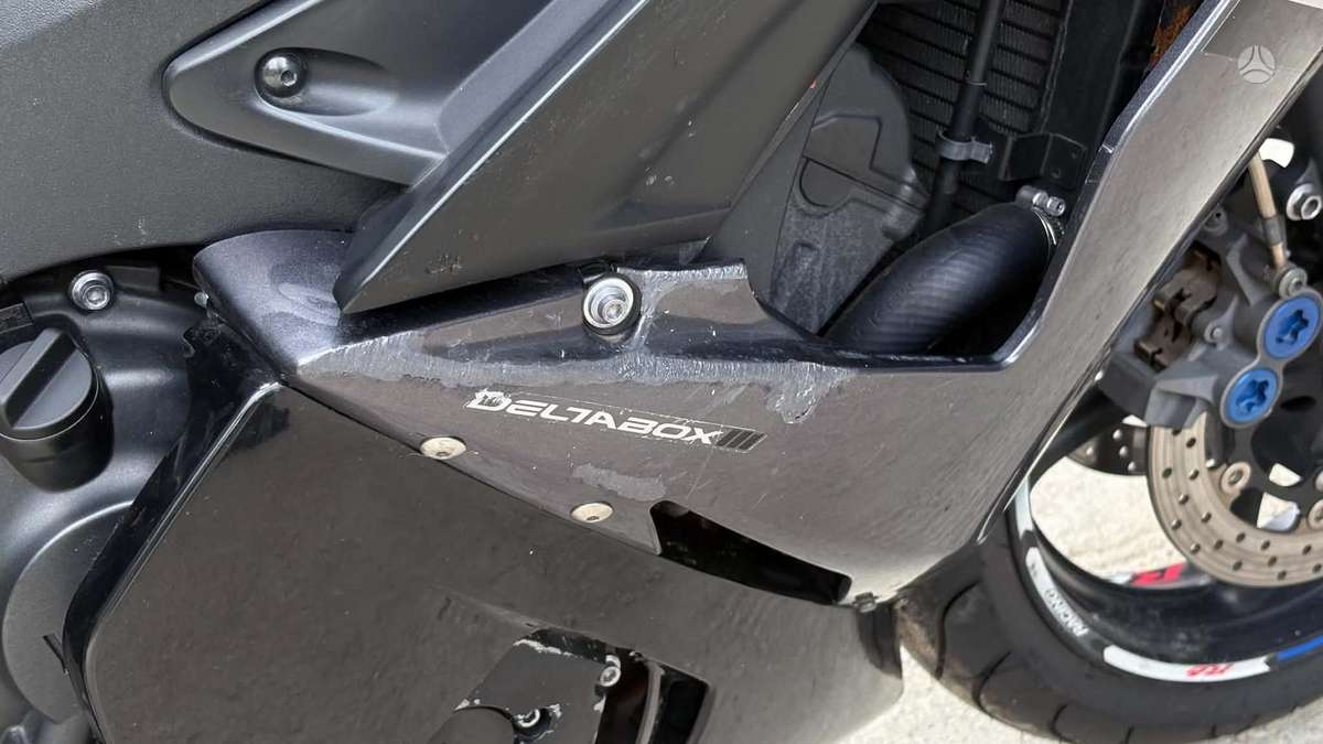 Yamaha R6 600cc, superbikes