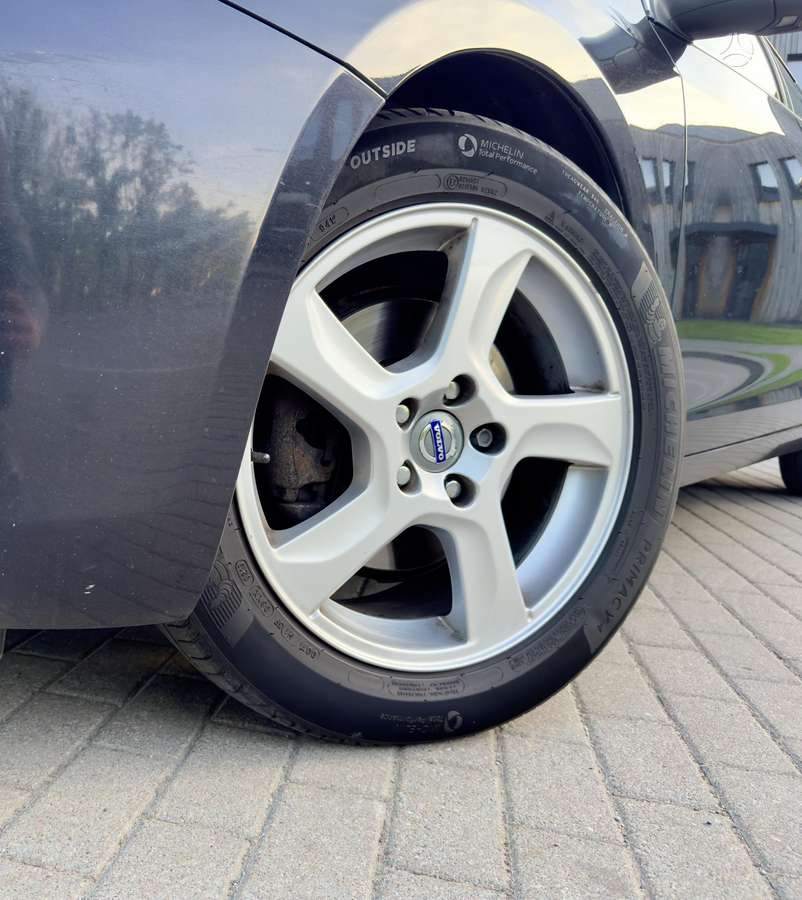 Volvo S60, 2.0 l., Седан