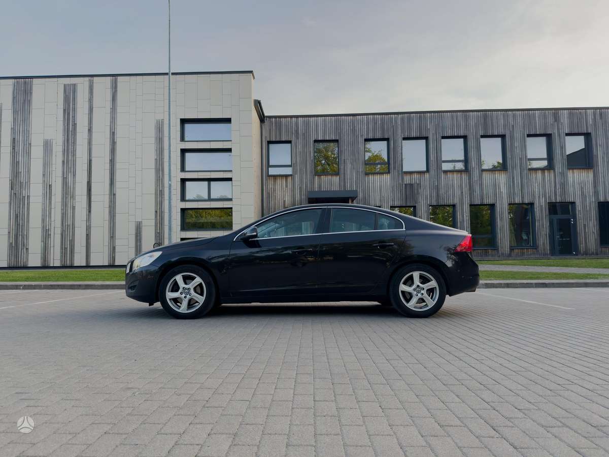 Volvo S60 - 2