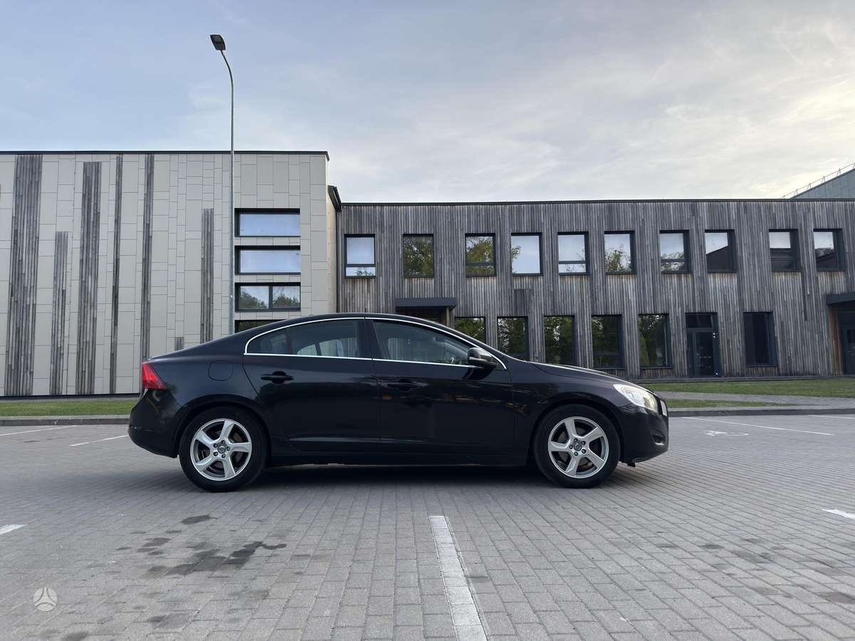 Volvo S60 - 6