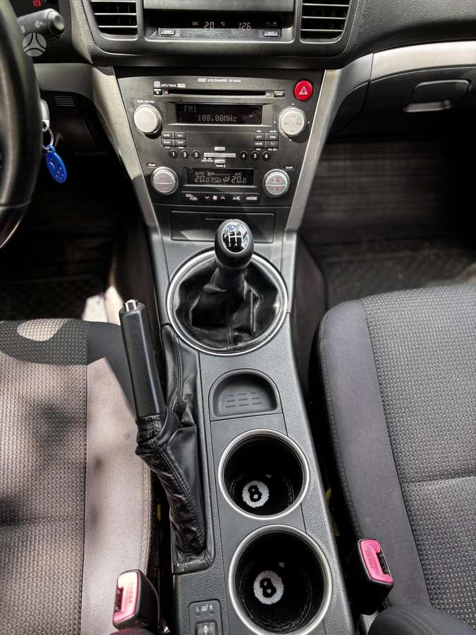 Subaru Legacy - 10